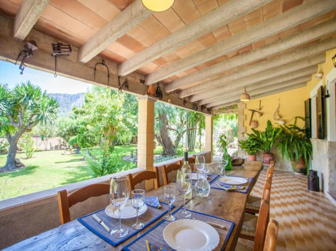 Food & Drinks, Villa in Pollensa with Private Pool, Baleares