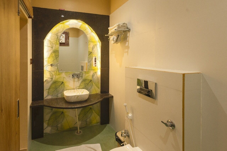 Bathroom 4, Kuchaman Haveli, Jodhpur