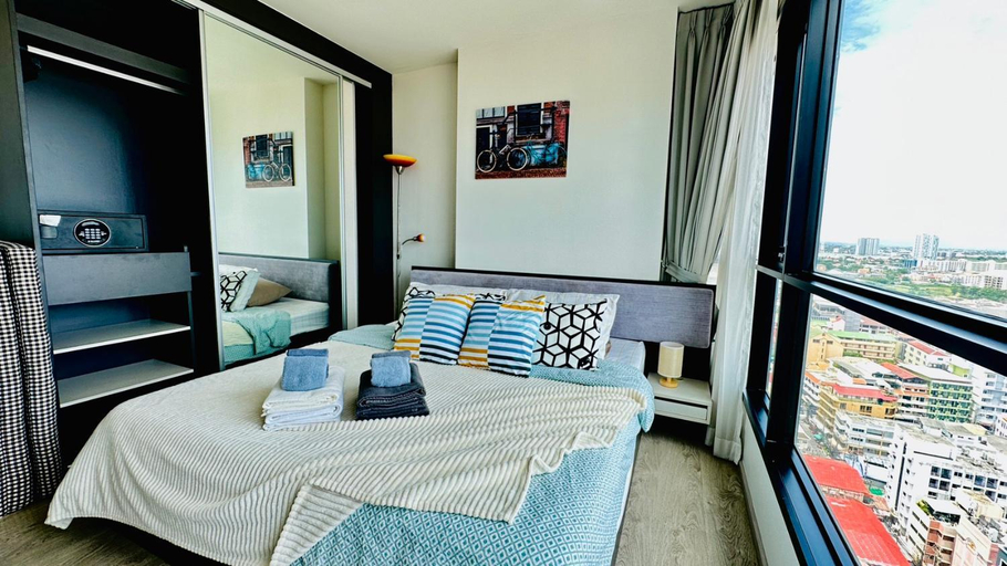 Bedroom 3, The Edge Central Pattaya by WCC, Pattaya