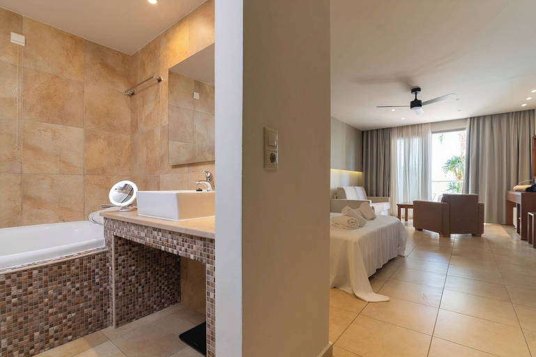 Bathroom 4, The Noverian Scenic Crete 5 Star Hilltop Villa Resort & Spa, Crete