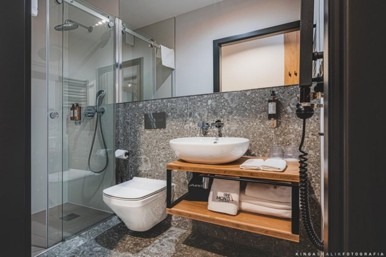 Bathroom 4, Tremonti Hotel Karpacz, Jelenia Góra