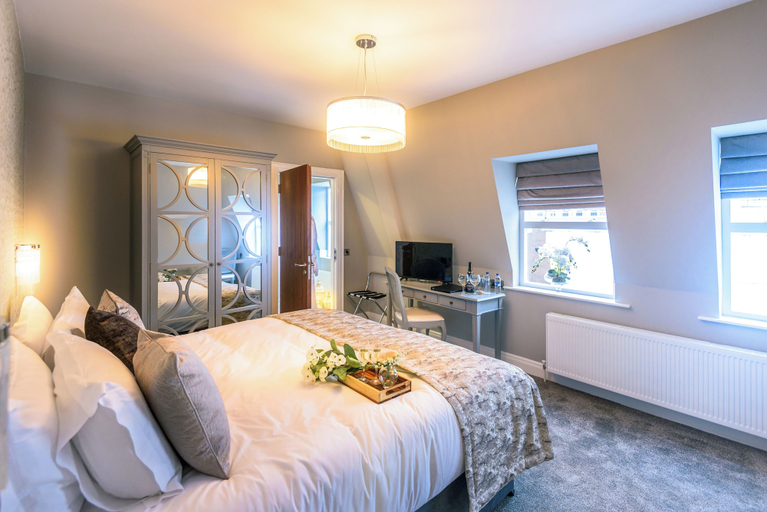 Bedroom 2, Shipquay Boutique Hotel, Derry and Strabane