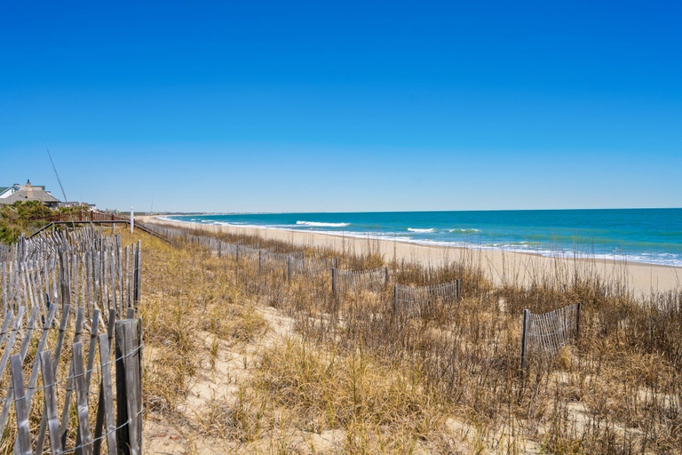 Beach 5, Summertide 5 Bedroom Home, Georgetown