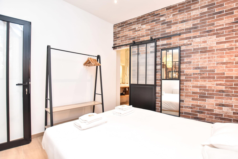 Room 3, Charmant Appartement - 3BR 8P - South Pigalle, Paris