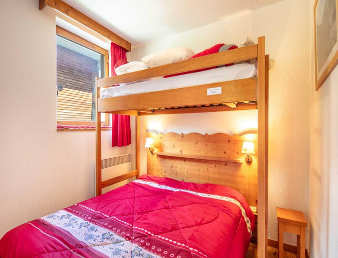 Room 3, V du Bachat Arolles B Ndeg23 - ST5, Isère