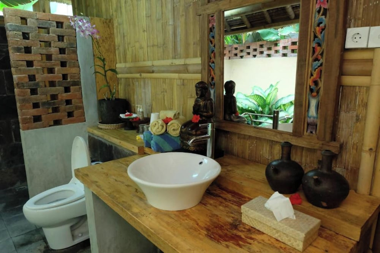 Bathroom 3, Puri Taman Sari Hotel, Tabanan