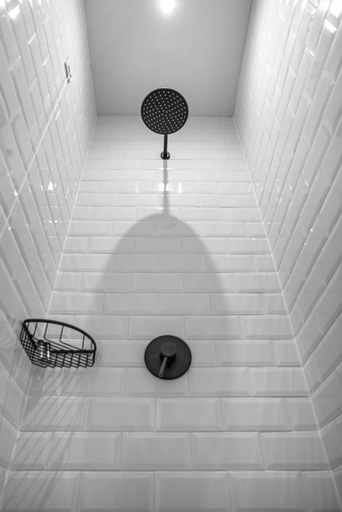 Bathroom 3, Primorski Hotel, Varna