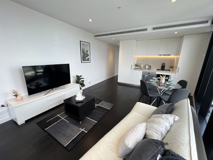 Living room 2, Stylish 1-bed With Pool, Gym & Free Parking, Fortitude Valley