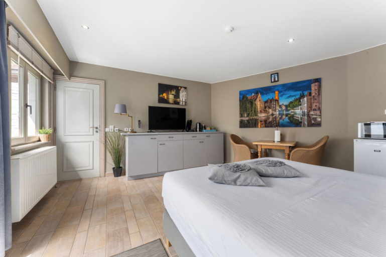 Bedroom 3, Inn Bruges Suites, West-Vlaanderen