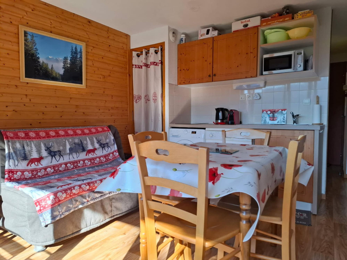 Private kitchen, V du Bachat Epicea B Ndeg22 - 3P6, Isère