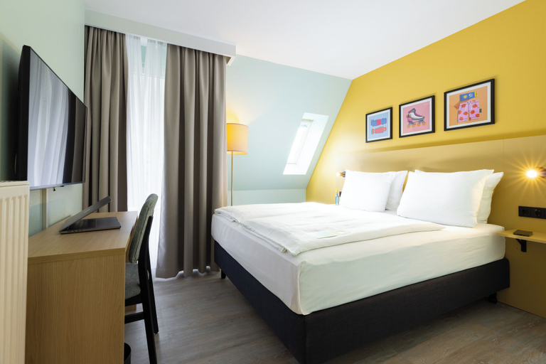 Bedroom 3, Garner Hotel Berlin Messe by IHG, Berlin
