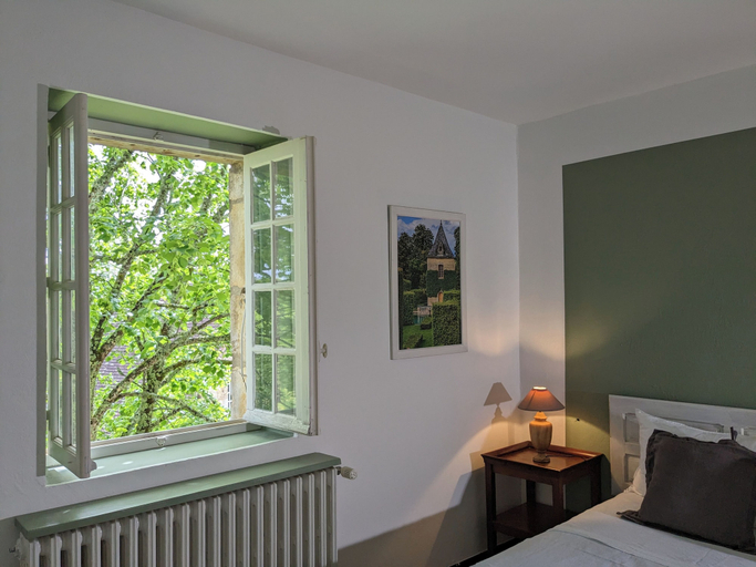Bedroom 3, Les Pierres Lotoises, Lot