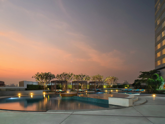 Exterior & Views 2, Jubilee Prestige Hotel Ratchadapisek, Huai Kwang