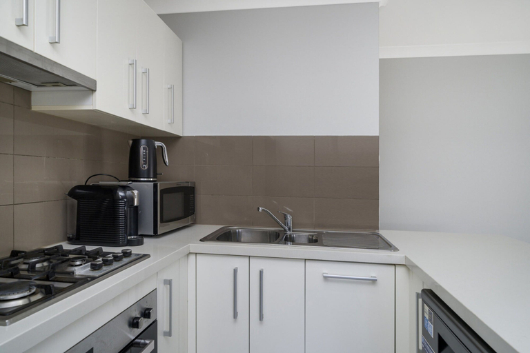 Private kitchen 2, Sunny 2-bed in Quiet Location With Balcony, Perth