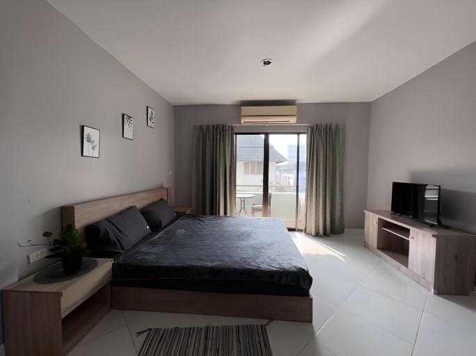 Bedroom 3, Emerald hotel , Pattaya