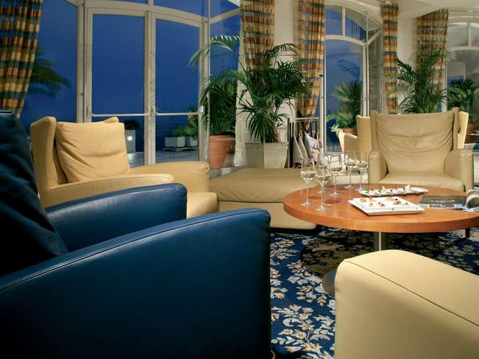 Public Area, Hotel Raito, Salerno