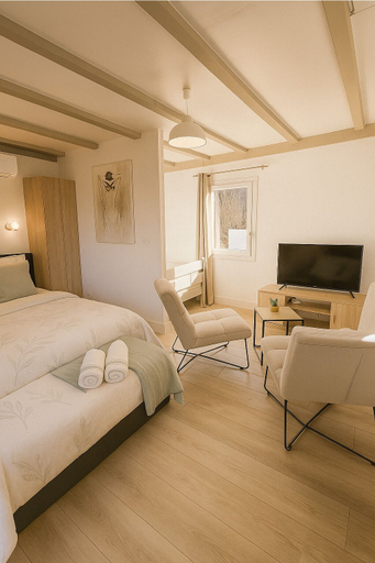 Bedroom 4, La Bayardine, Dordogne
