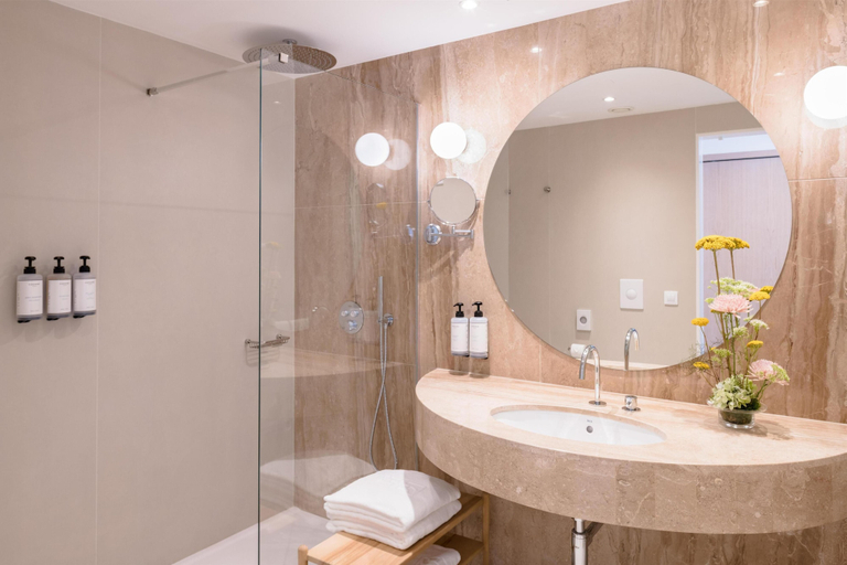 Bathroom 5, Plus Fariones Suite Hotel, Las Palmas