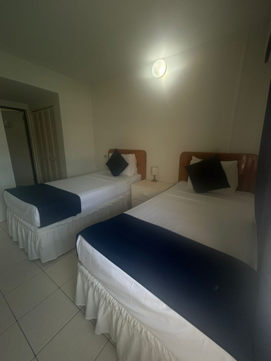 Bedroom 4, Seaview Beach Hotel
