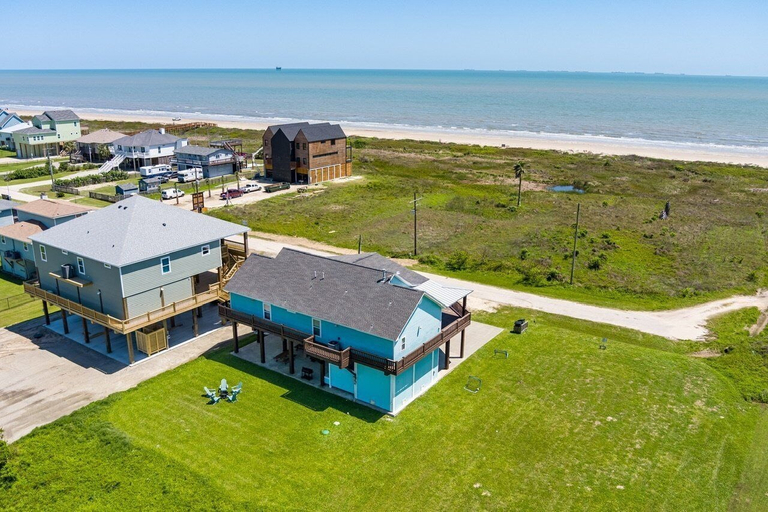 Exterior 5, Sunset Bliss 4 Bedroom Home, Galveston