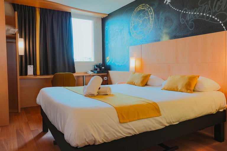 Bedroom 3, ibis Marseille Provence Aeroport, Bouches-du-Rhône