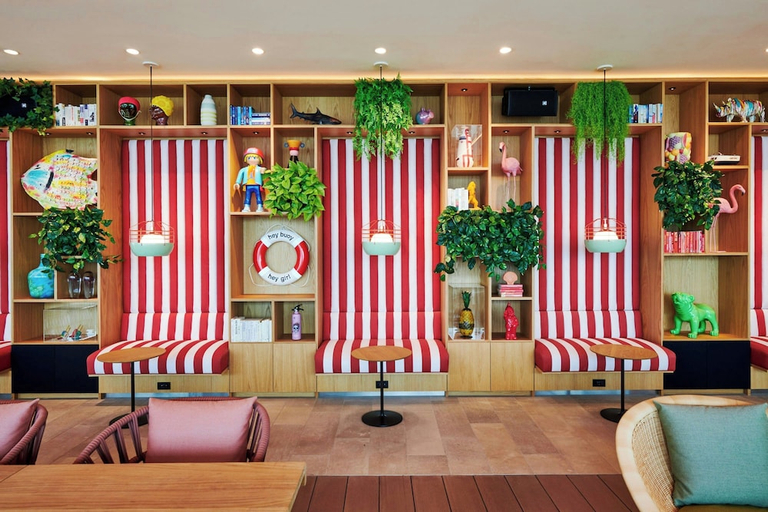 Public Area 4, citizenM Miami Worldcenter, Miami-Dade