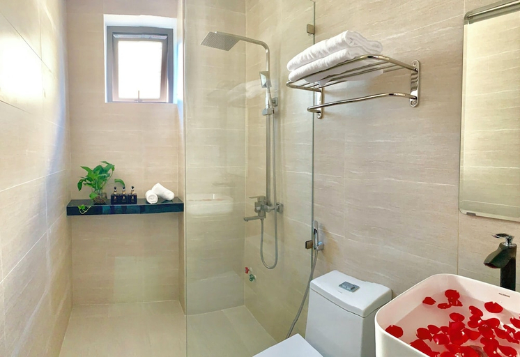 Bathroom, EasyLife Villa Hoi An, Da Nang