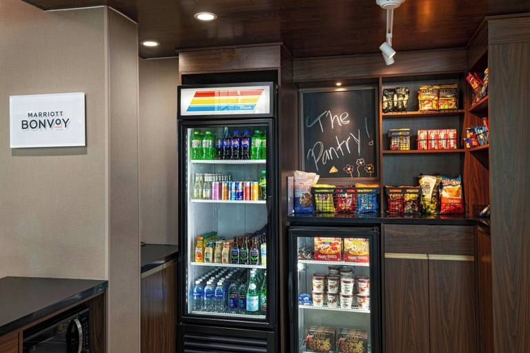 Food & Drinks 5, Four Points BY Sheraton Austin Airport, Travis