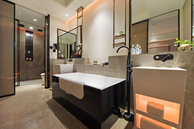 Bathroom 3, Chengdu Rainbird Hotel, Chengdu