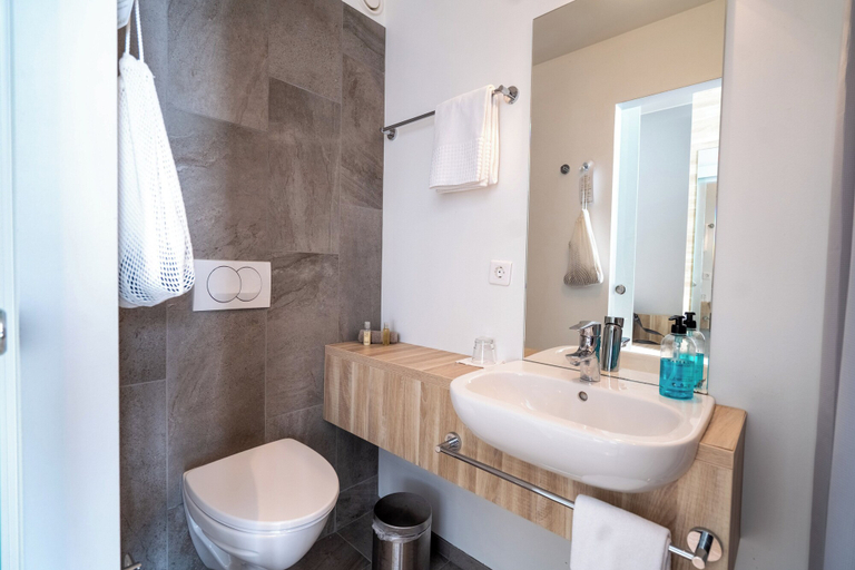 Bathroom 5, Hotel Laugarbakki, Húnaþing vestra