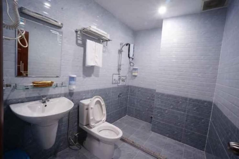 Bathroom, Sao Bien Hotel SG - by BAY LUXURY, District 2