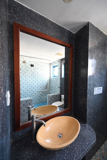 Bathroom 3, Fuse Beachside Hoi An, Da Nang