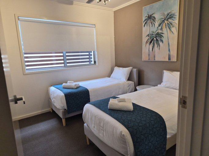 Bedroom 3, Quarterdecks Retreat, Hervey Bay - Pt A