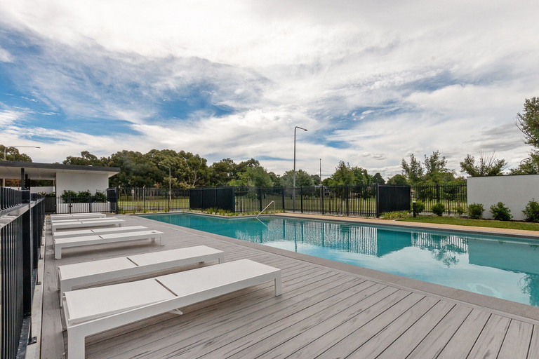 Pool, Cosy 1-bed With Pool, Gym ,parking, Canberra
