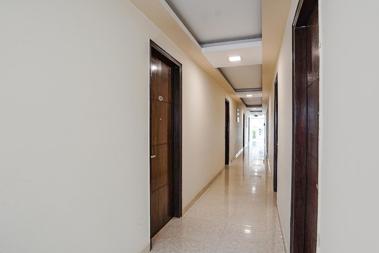Public Area 2, FabHotel Grace Inn, Gurgaon