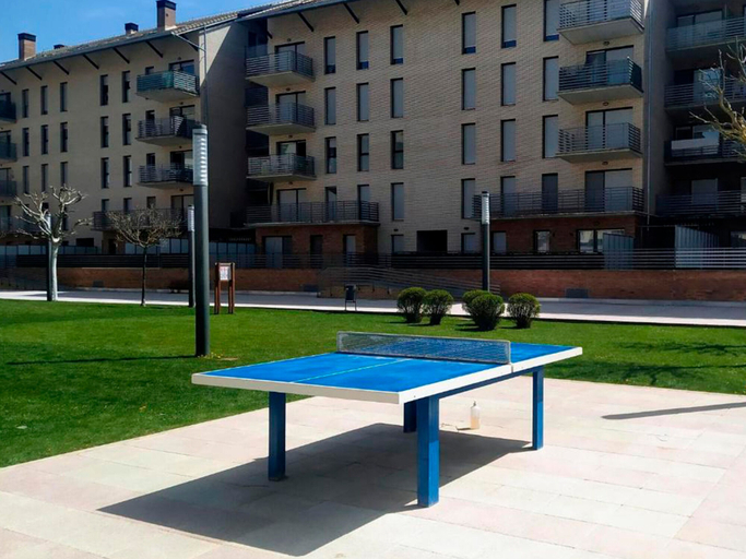 Exterior & Views 2, Apartamentos Pilartxo Jaca 3000, Huesca
