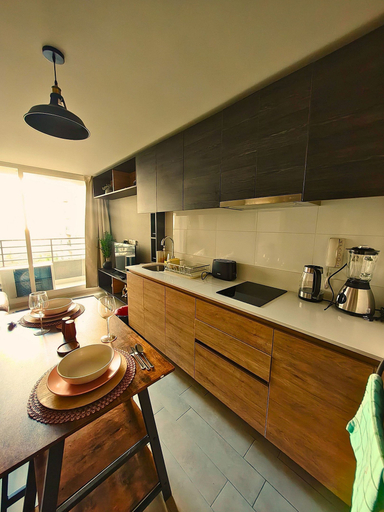 Private kitchen 5, Rosas Confort 409, Santiago
