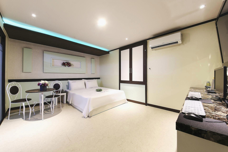 Bedroom 4, Incheon (Seogu) Yeon, Seo