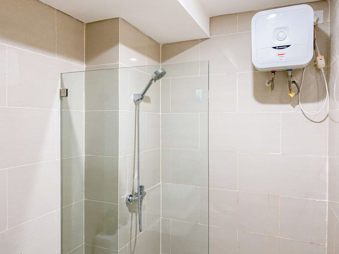 Bathroom 2, Simple Look Studio Apartment At Daan Mogot City, West Jakarta
