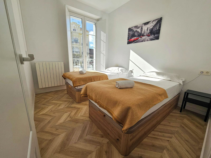 Room 3, Apartamentos Ciudadela Superior 3000, Huesca