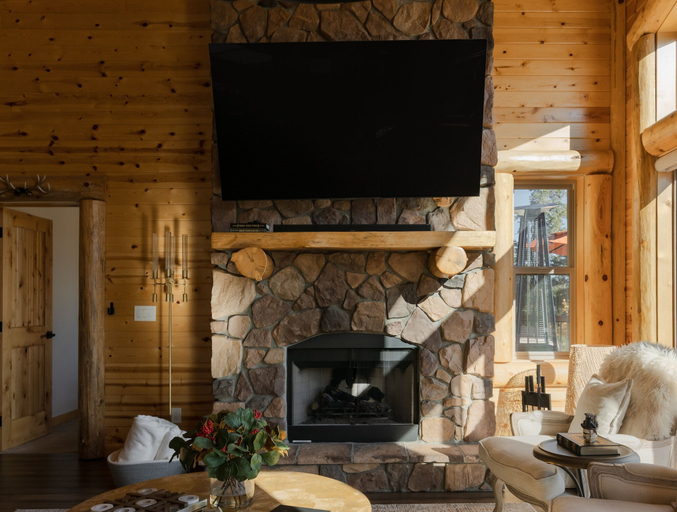 Interior 5, 59 - Eagles Peak Lodge 4 Bedroom Home, San Bernardino