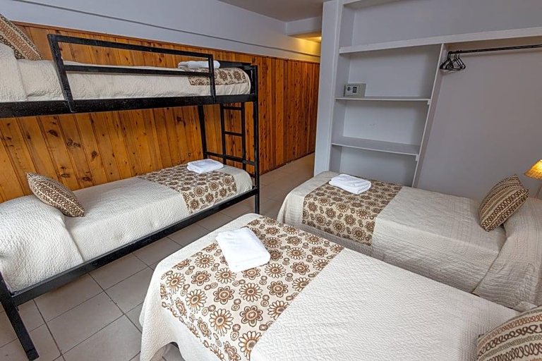 Bedroom 3, Tierra Gaucha Hostel Boutique, Bariloche