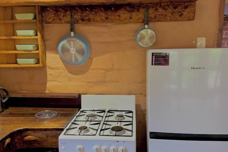 Private kitchen 4, Maccy's Cottages, Adelaide