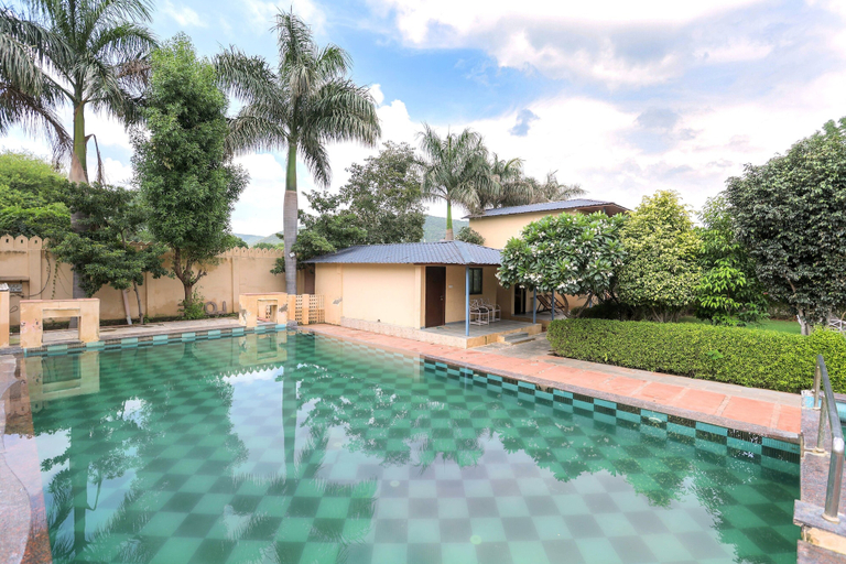 Pool 4, Rambagh Retreat-Stay with Swimming Pool, Udaipur