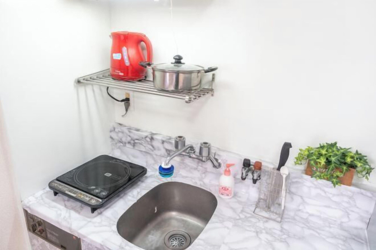 Private kitchen 5, Osaka Ousei Homestay, Osaka