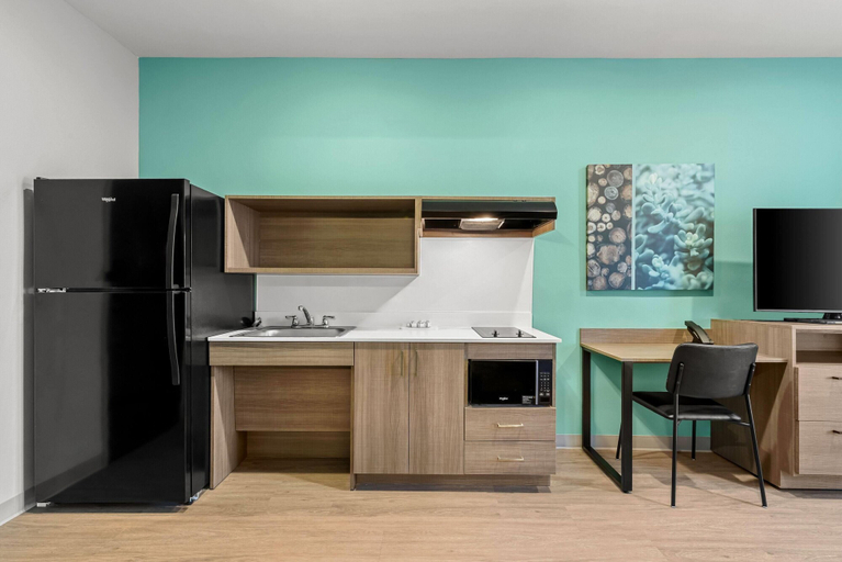 Room 4, Echo Suites Extended Stay by Wyndham Atlanta-Conyers, Rockdale
