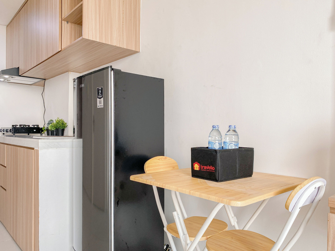 Interior 4, Simple Look Studio Apartment At Daan Mogot City, West Jakarta