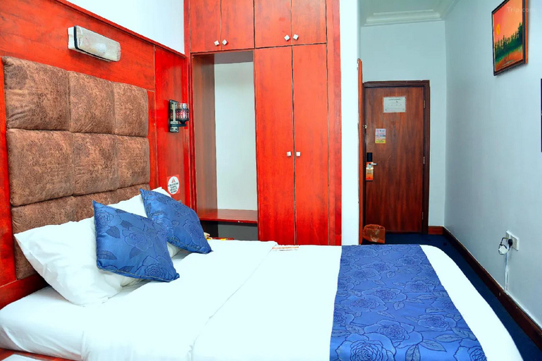 Bedroom 2, Reiz Continental Hotel, AbujaMun