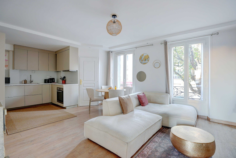 Living room 2, Superb Apartment - 2BR - 4 P - Ivry-sur-seine, Val-de-Marne