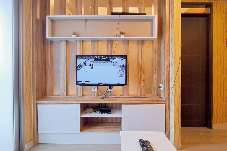 Room 2, Wooden Accent 2Br At Mekarwangi Square Cibaduyut Apartment, Bandung